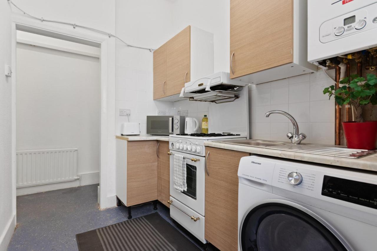 Fantastic 2Bd Barking Stay With Links To The City! ロンドン エクステリア 写真
